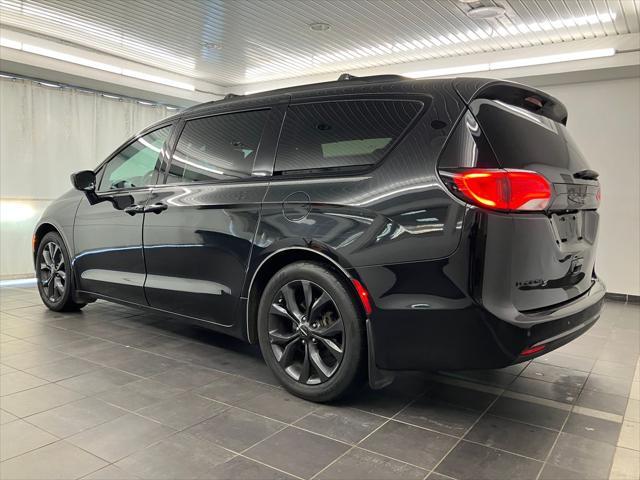 used 2018 Chrysler Pacifica car, priced at $16,941