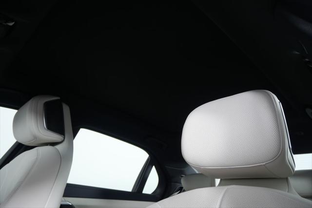 new 2025 BMW i7 car, priced at $127,405