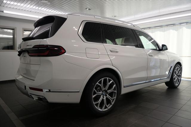 new 2025 BMW X7 car, priced at $90,220