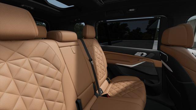 new 2025 BMW X7 car, priced at $97,315