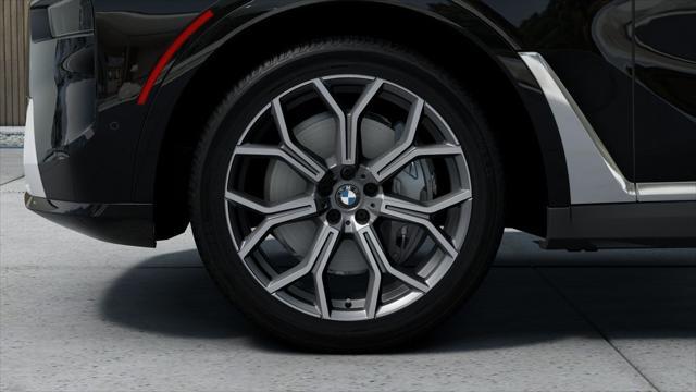 new 2025 BMW X7 car, priced at $93,500