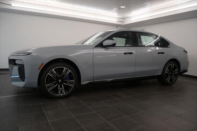 new 2025 BMW 760 car, priced at $136,775