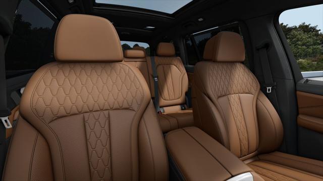 new 2025 BMW X7 car, priced at $117,735