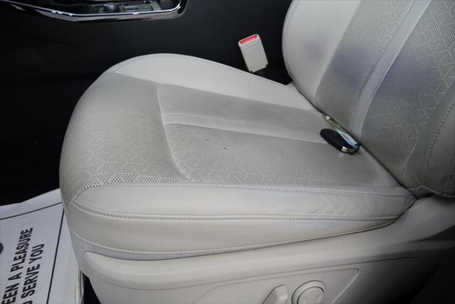 used 2023 Kia Sorento car, priced at $29,944