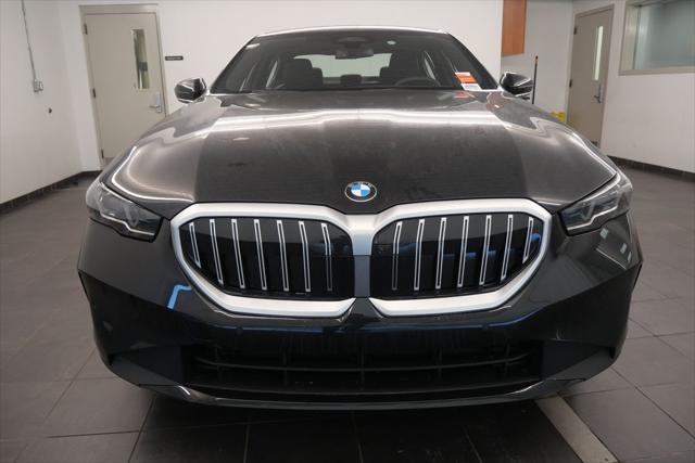 new 2025 BMW 540 car, priced at $69,575