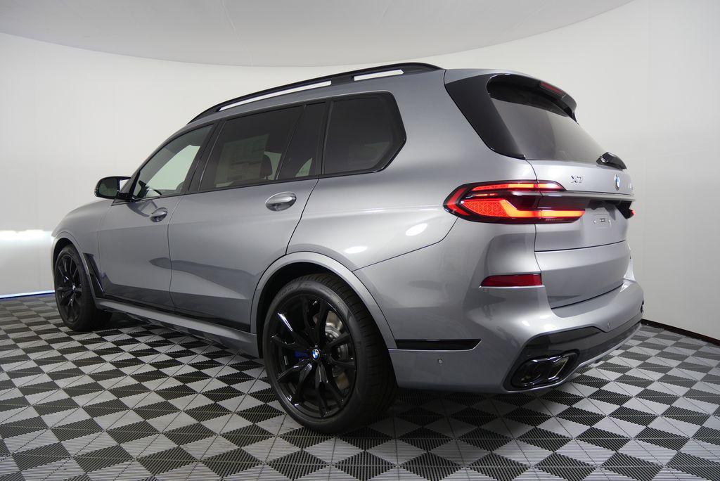 new 2026 BMW X7 car, priced at $130,300