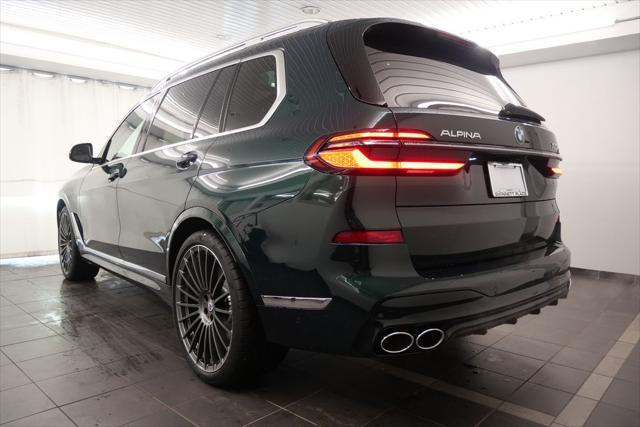 new 2025 BMW X7 car, priced at $153,395