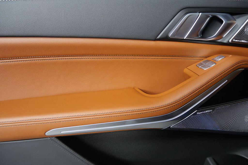 new 2025 BMW ALPINA XB7 car, priced at $161,645