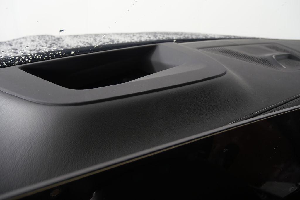 new 2025 BMW ALPINA XB7 car, priced at $161,645