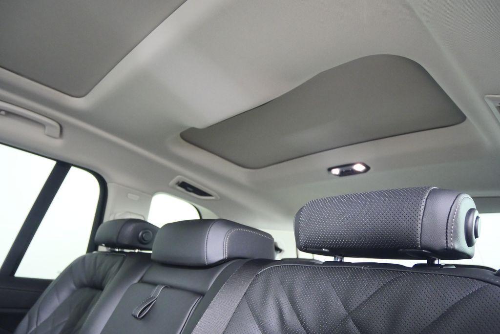 new 2026 BMW X7 car, priced at $94,475