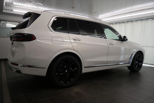 new 2025 BMW X7 car, priced at $92,370