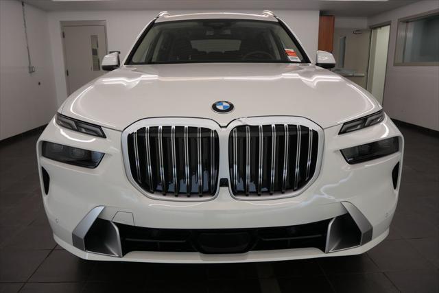 new 2025 BMW X7 car, priced at $92,370