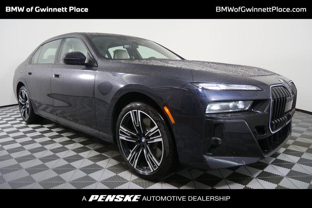new 2025 BMW 760 car, priced at $137,680