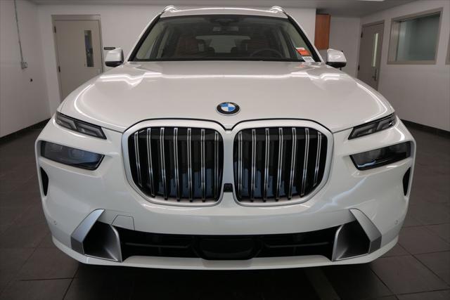 new 2025 BMW X7 car, priced at $103,195