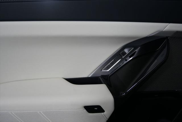 new 2025 BMW i7 car, priced at $112,080