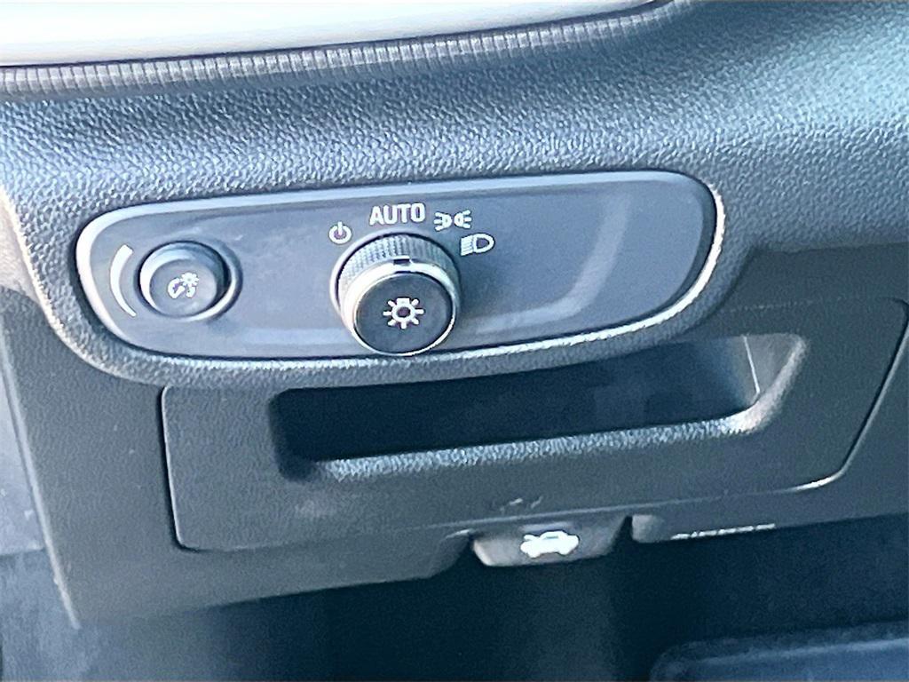 used 2023 Chevrolet TrailBlazer car, priced at $16,200