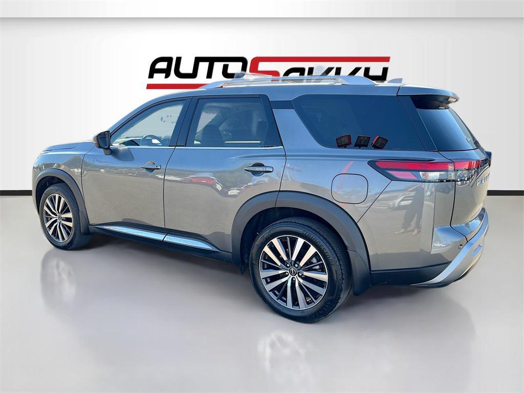 used 2022 Nissan Pathfinder car, priced at $27,800