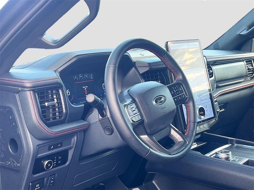 used 2024 Ford Expedition car, priced at $50,500