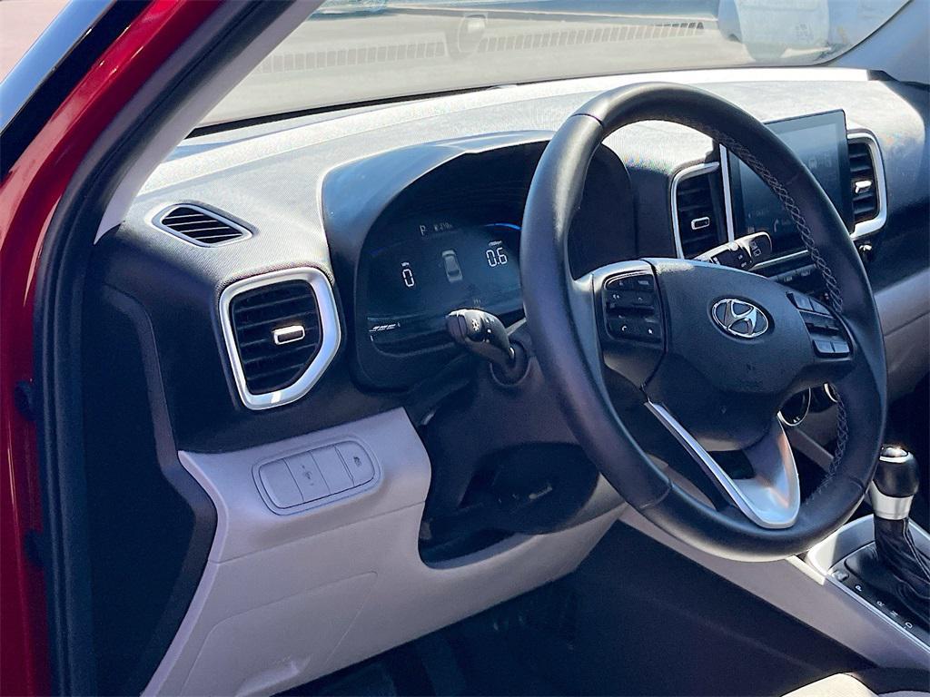 used 2025 Hyundai Venue car, priced at $16,800