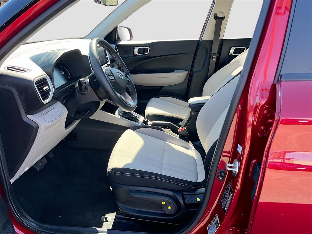 used 2025 Hyundai Venue car, priced at $16,800