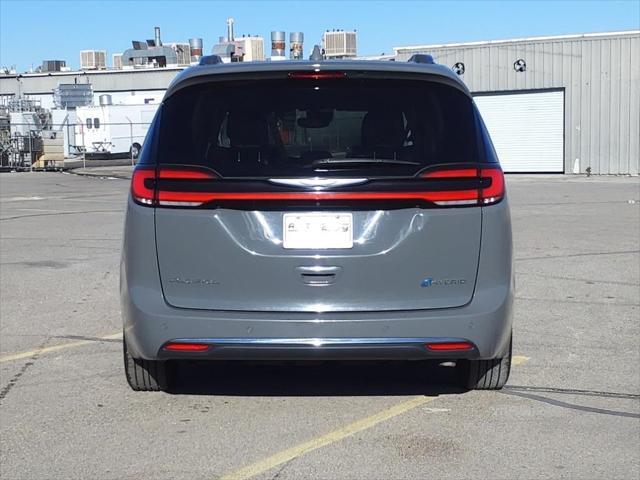 used 2021 Chrysler Pacifica Hybrid car, priced at $19,500