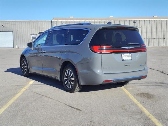 used 2021 Chrysler Pacifica Hybrid car, priced at $19,500