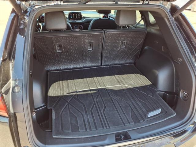 used 2024 Chevrolet Blazer car, priced at $35,800