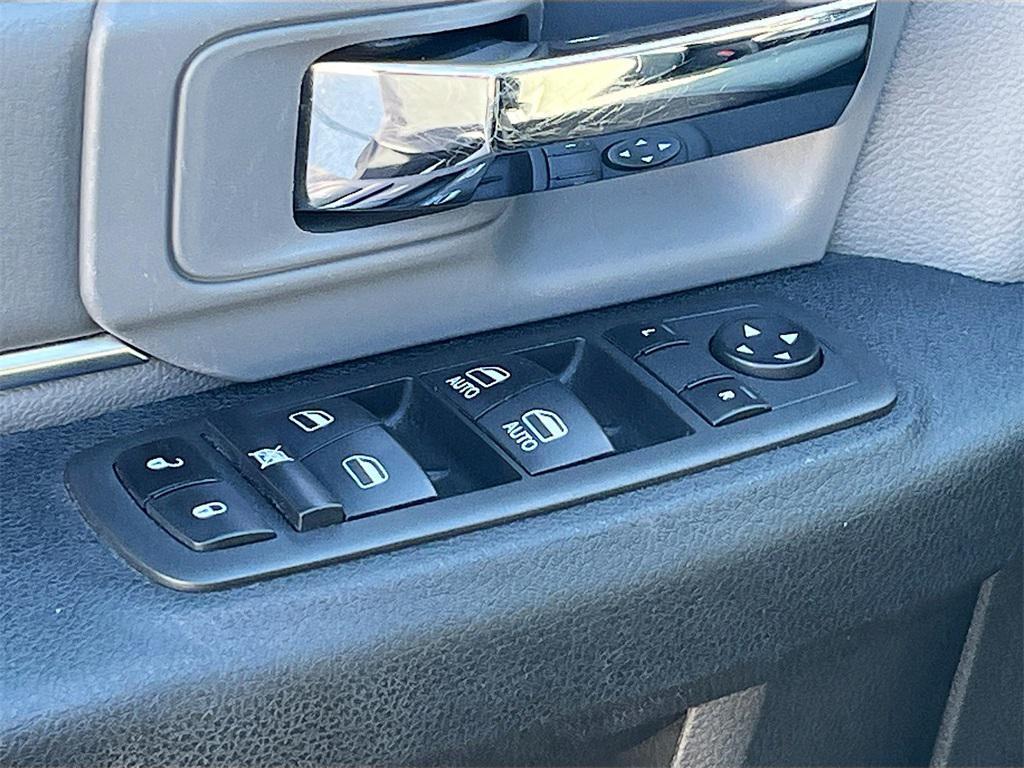 used 2022 Ram 1500 Classic car, priced at $21,100