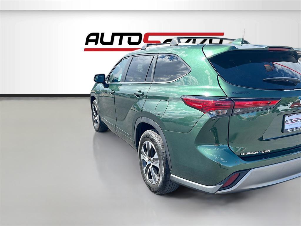 used 2023 Toyota Highlander Hybrid car, priced at $34,400