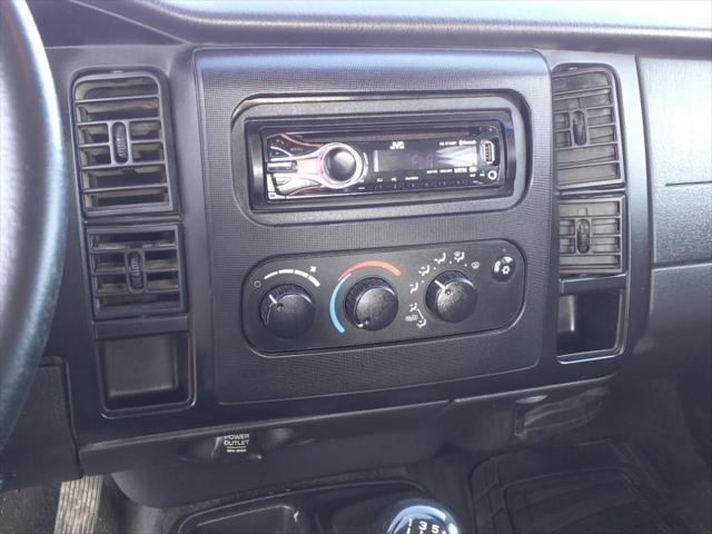 used 2001 Dodge Dakota car, priced at $5,500