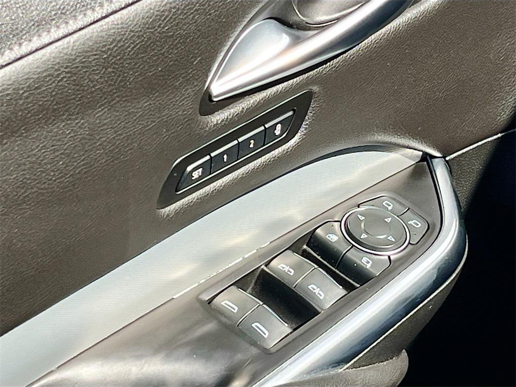 used 2020 Cadillac XT4 car, priced at $20,400