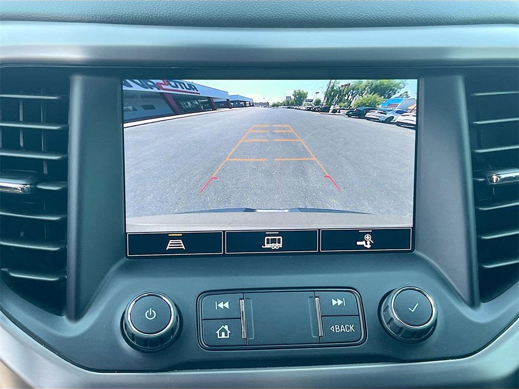 used 2022 GMC Acadia car, priced at $25,900