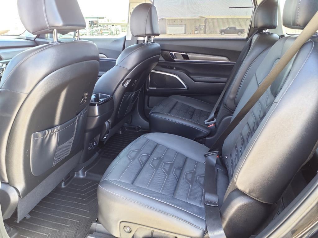 used 2022 Kia Telluride car, priced at $33,000