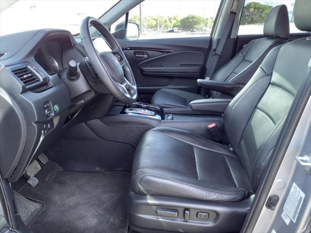 used 2022 Honda Pilot car, priced at $31,700