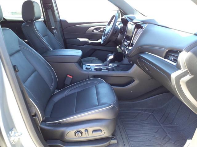 used 2023 Chevrolet Traverse car, priced at $35,400