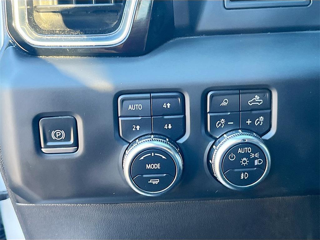 used 2022 GMC Sierra 1500 car, priced at $43,000