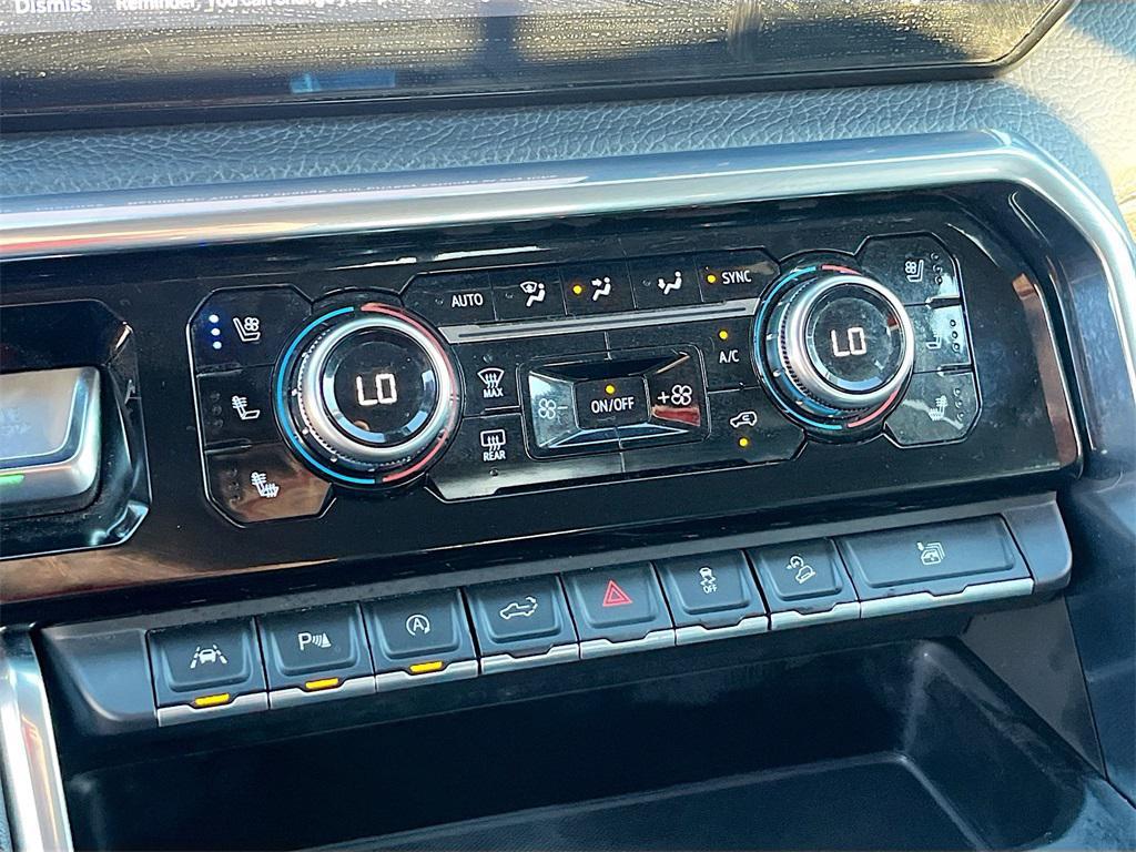 used 2022 GMC Sierra 1500 car, priced at $43,000