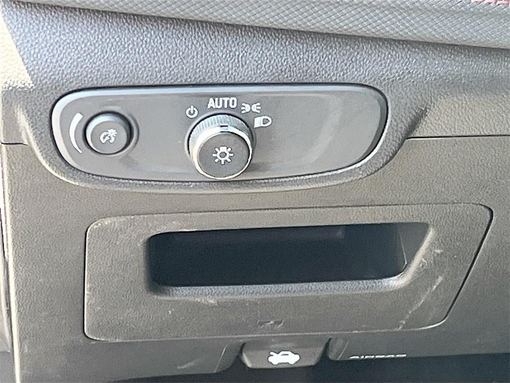 used 2024 Chevrolet TrailBlazer car, priced at $20,600