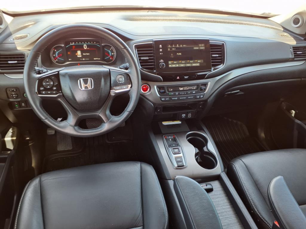 used 2022 Honda Pilot car, priced at $28,000