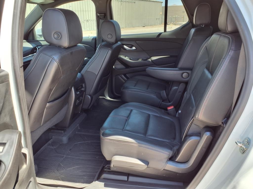 used 2022 Chevrolet Traverse car, priced at $28,000