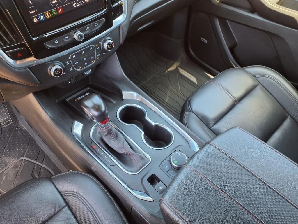 used 2022 Chevrolet Traverse car, priced at $28,000