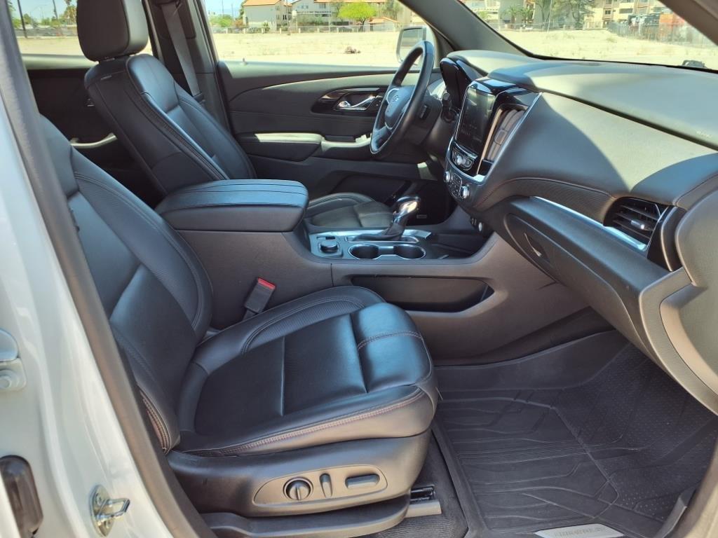 used 2022 Chevrolet Traverse car, priced at $28,000
