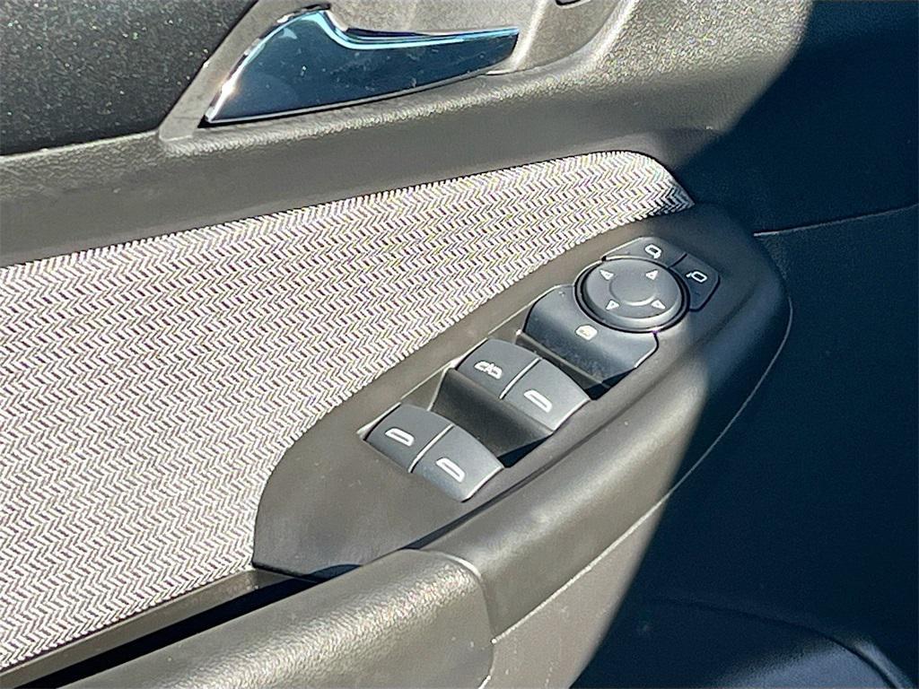 used 2025 Chevrolet TrailBlazer car, priced at $18,800