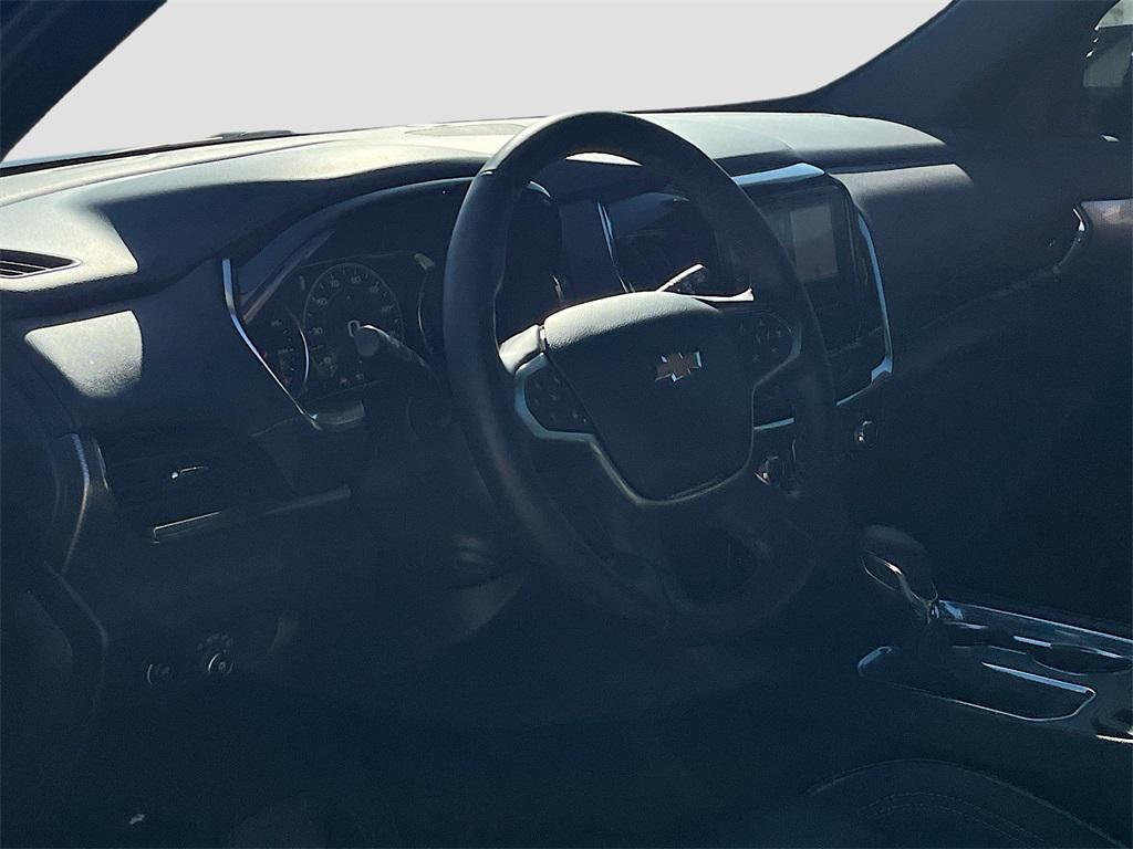 used 2023 Chevrolet Traverse car, priced at $30,000