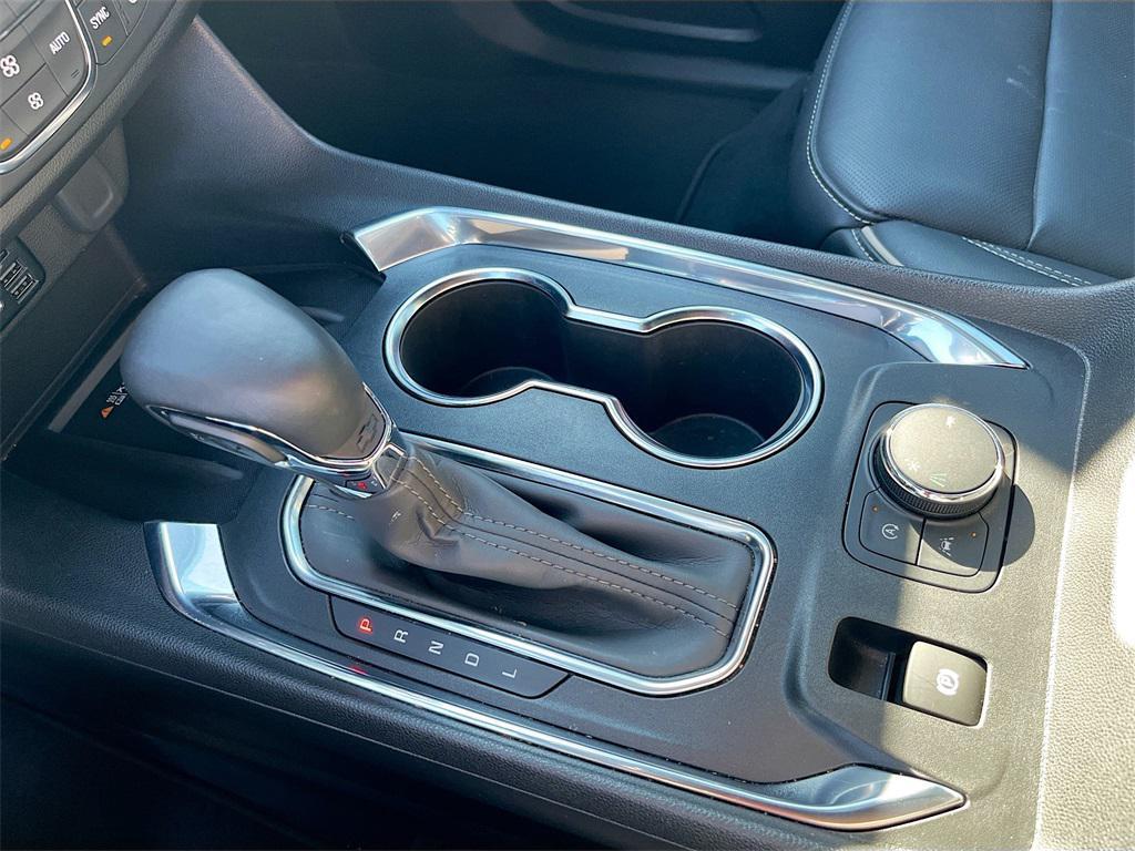 used 2023 Chevrolet Traverse car, priced at $30,000