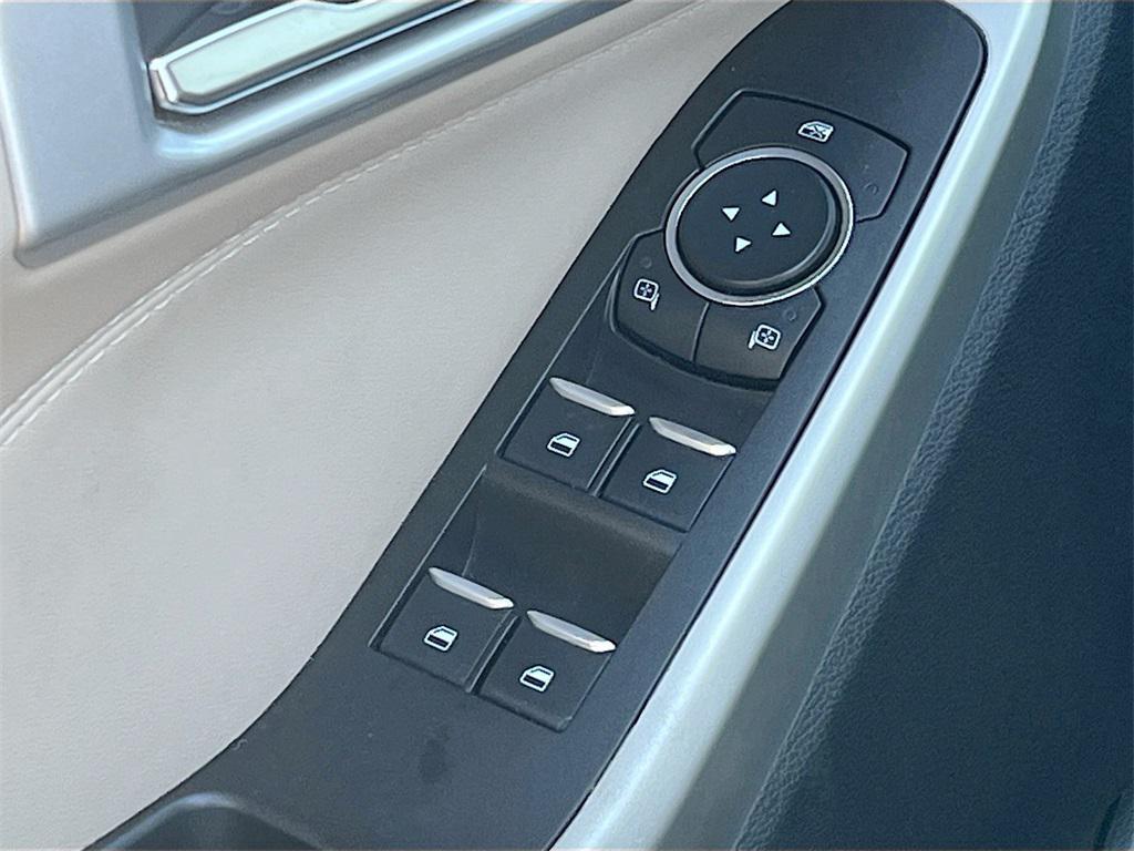 used 2021 Ford Explorer car, priced at $23,600