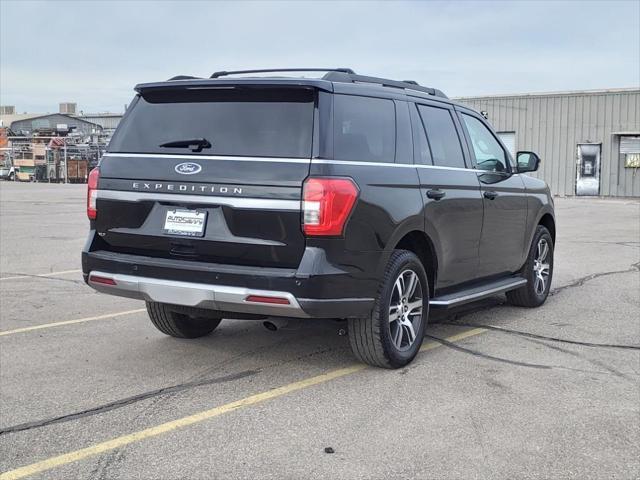 used 2022 Ford Expedition car, priced at $34,000