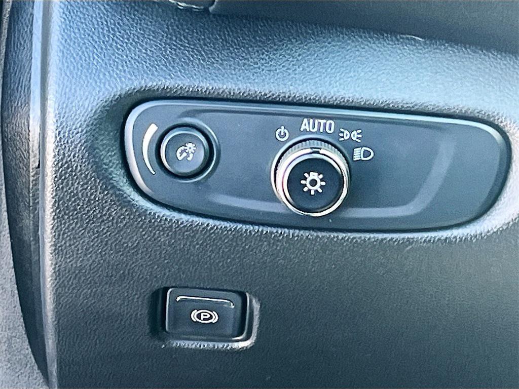 used 2021 Chevrolet Blazer car, priced at $18,700