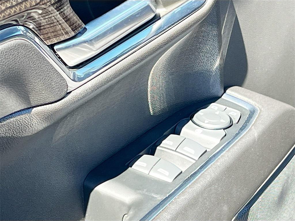 used 2023 Chevrolet Silverado 1500 car, priced at $31,700