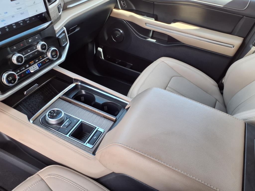 used 2024 Ford Expedition car, priced at $50,000